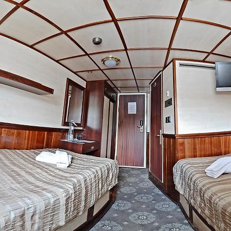 Florentina Boat Prag Dış mekan fotoğraf