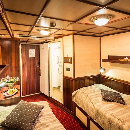 Florentina Boat Prag Dış mekan fotoğraf