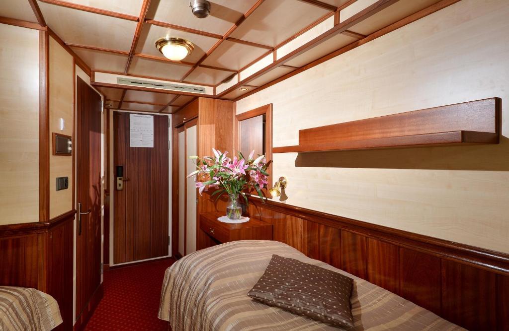 Florentina Boat Prag Dış mekan fotoğraf