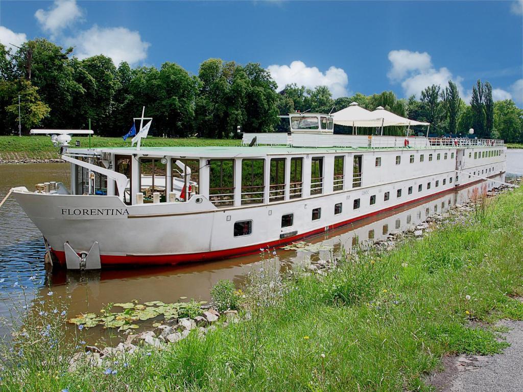 Florentina Boat Prag Dış mekan fotoğraf